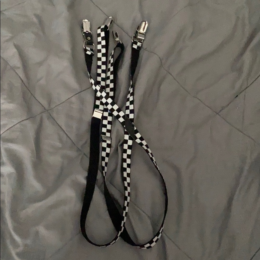 Checkered suspenders